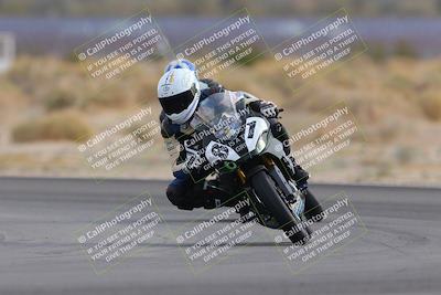 media/Dec-17-2022-SoCal Trackdays (Sat) [[224abd9271]]/Turn 16 (210pm)/